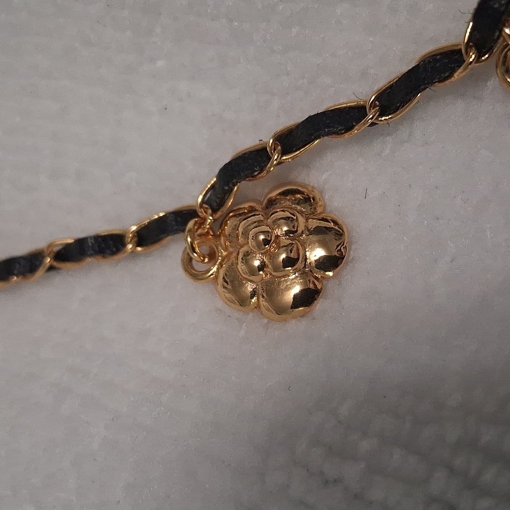 CHANEL NECKLACE - Picture 4 of 12